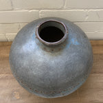 Load image into Gallery viewer, Metal Vase/Pot
