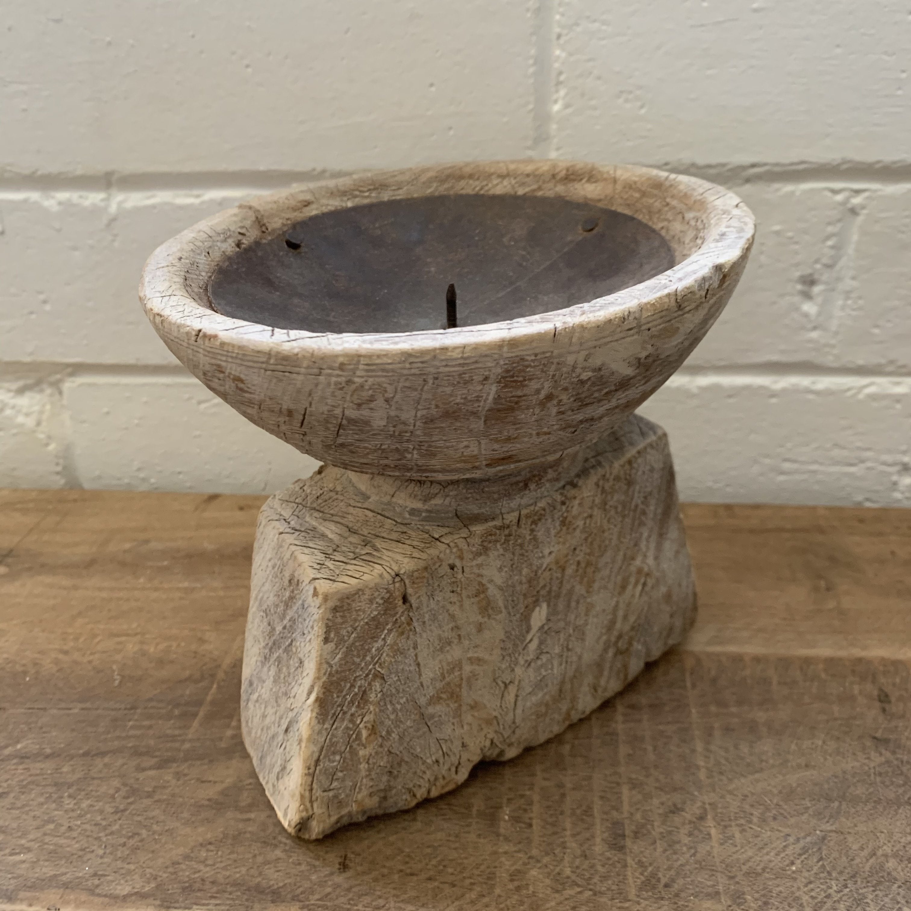 Wood pillar candle holder