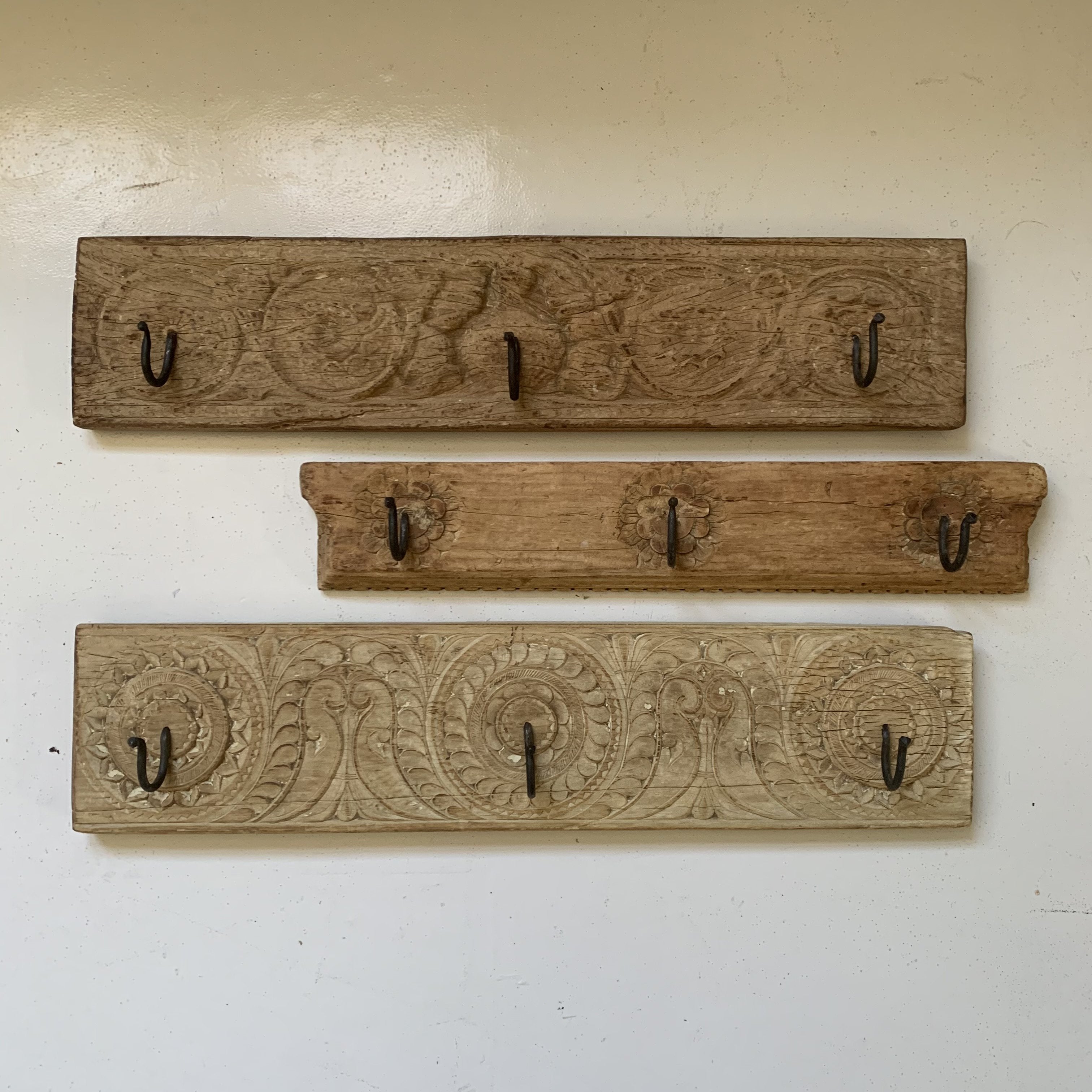 Wood triple coat hook