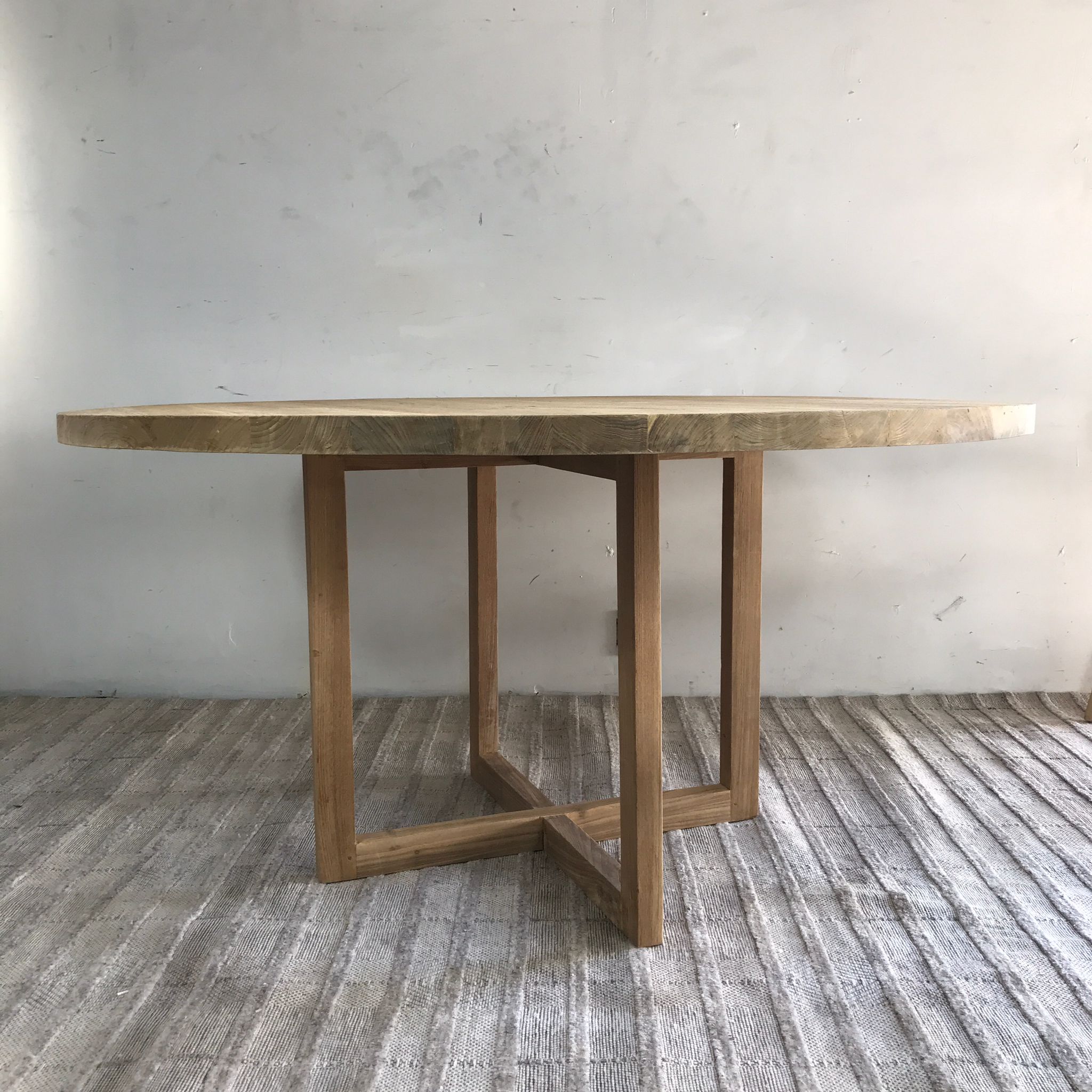 Wood Dining Table Round